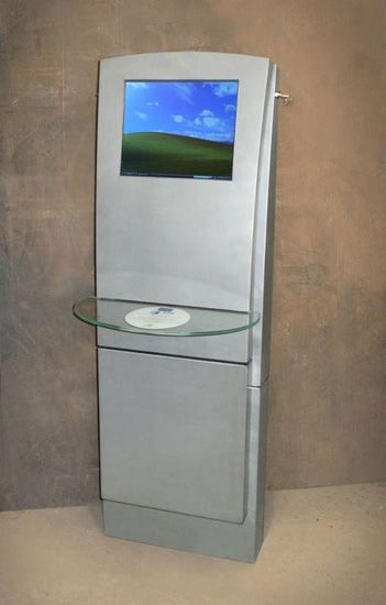 Multimedia-Kioske aus Stahl