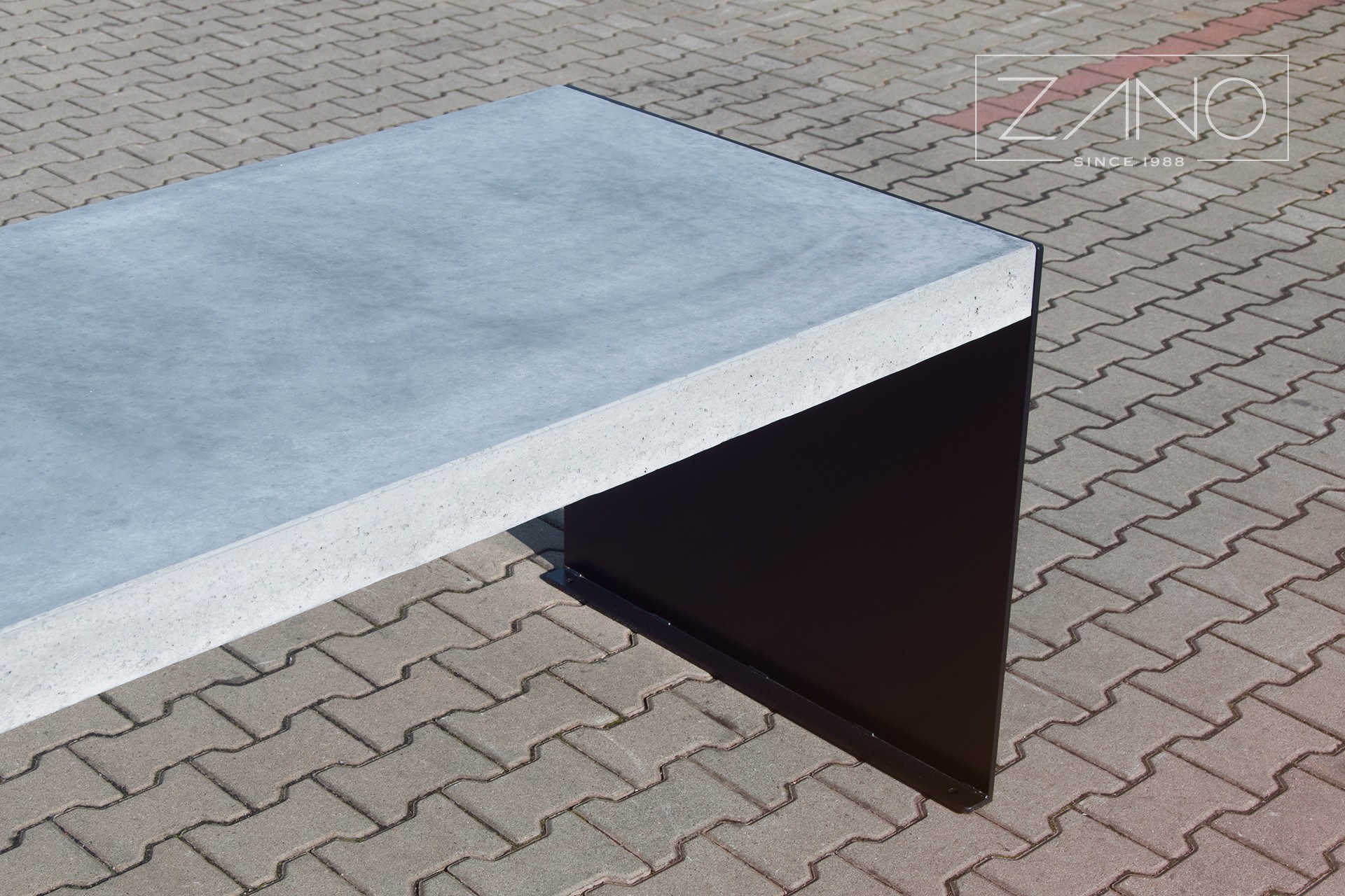 Gartenm&ouml;bel aus Beton | ZANO